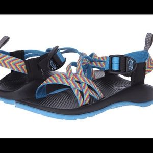 ISO Rainbow Chaco size 7